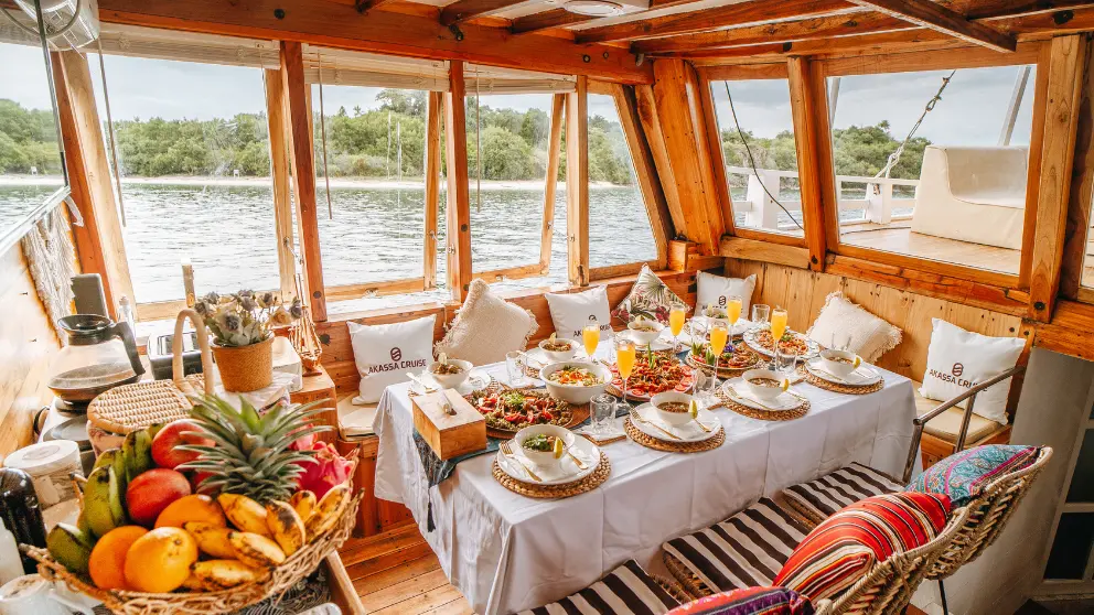 Komodo Tour, Komodo Island tour, Komodo Boat Tour, Komodo island boat tour, Komodo Island Trip, Tour to Komodo