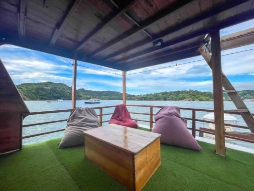 Komodo Tour, Komodo Island tour, Komodo Boat Tour, Komodo island boat tour, Komodo Island Trip, Tour to Komodo