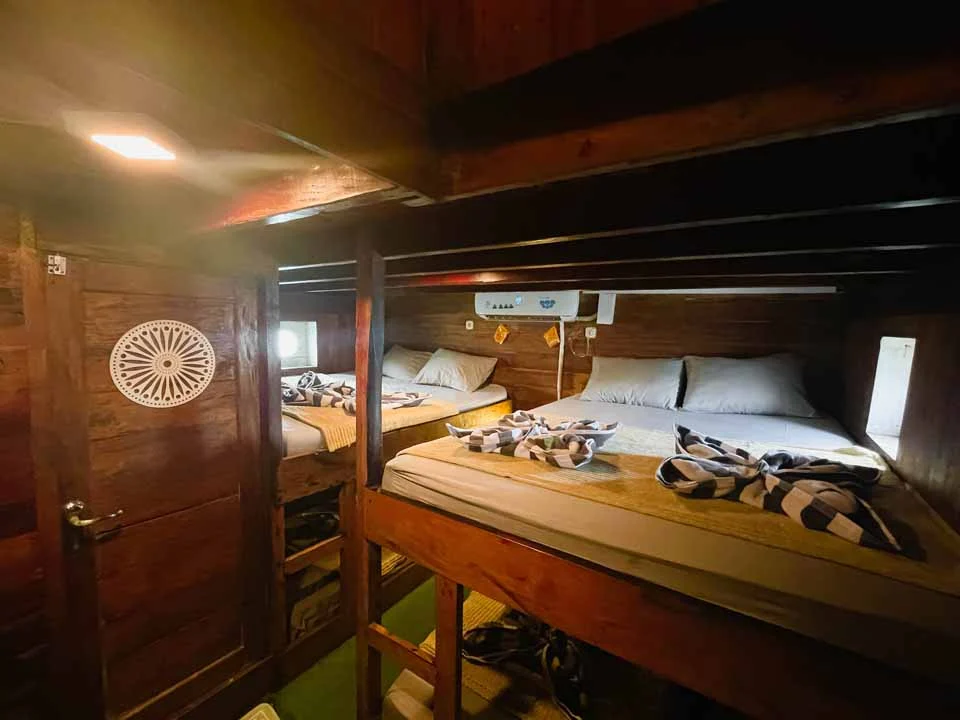 Sharing-Cabin-2-Kapal-Capt-Octopus-Boat