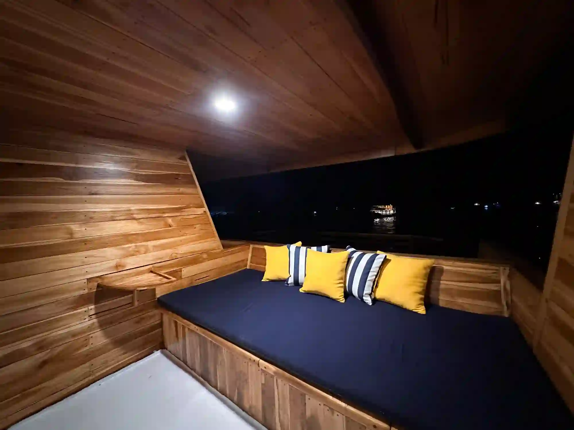 Komodo Tour, Komodo Island tour, Komodo Boat Tour, Komodo island boat tour, Komodo Island Trip, Tour to Komodo