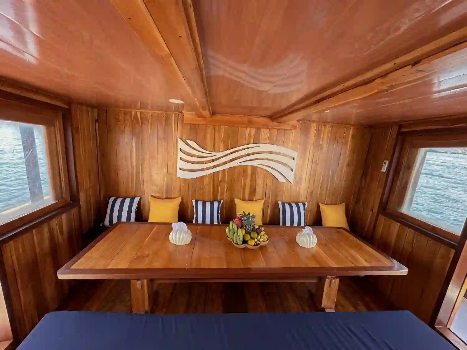 Komodo Tour, Komodo Island tour, Komodo Boat Tour, Komodo island boat tour, Komodo Island Trip, Tour to Komodo